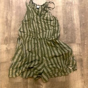 Old Navy green striped romper size medium